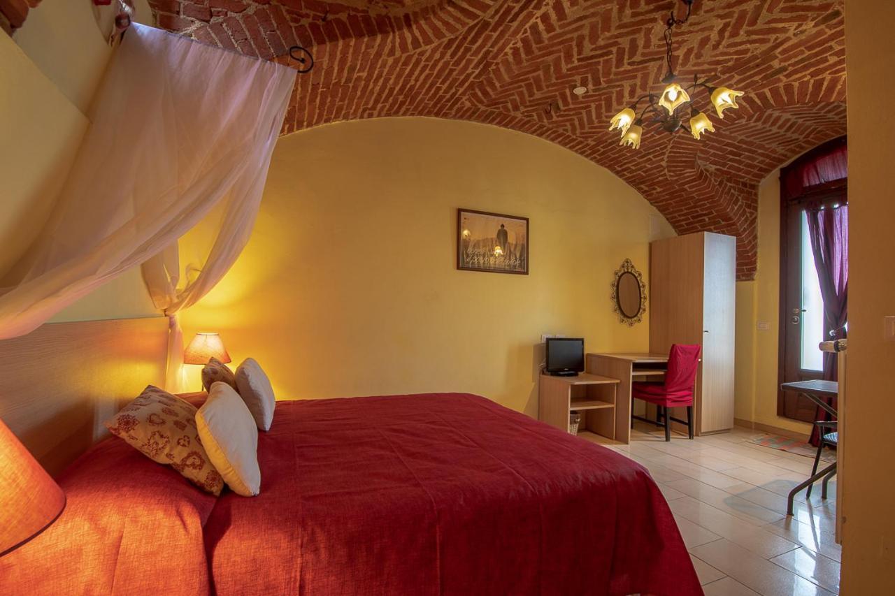 La Valle B&B アスティ エクステリア 写真