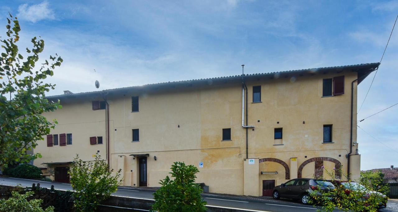 La Valle B&B アスティ エクステリア 写真