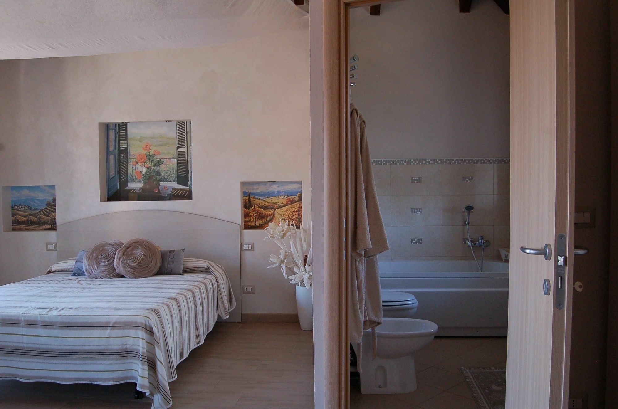 La Valle B&B アスティ エクステリア 写真